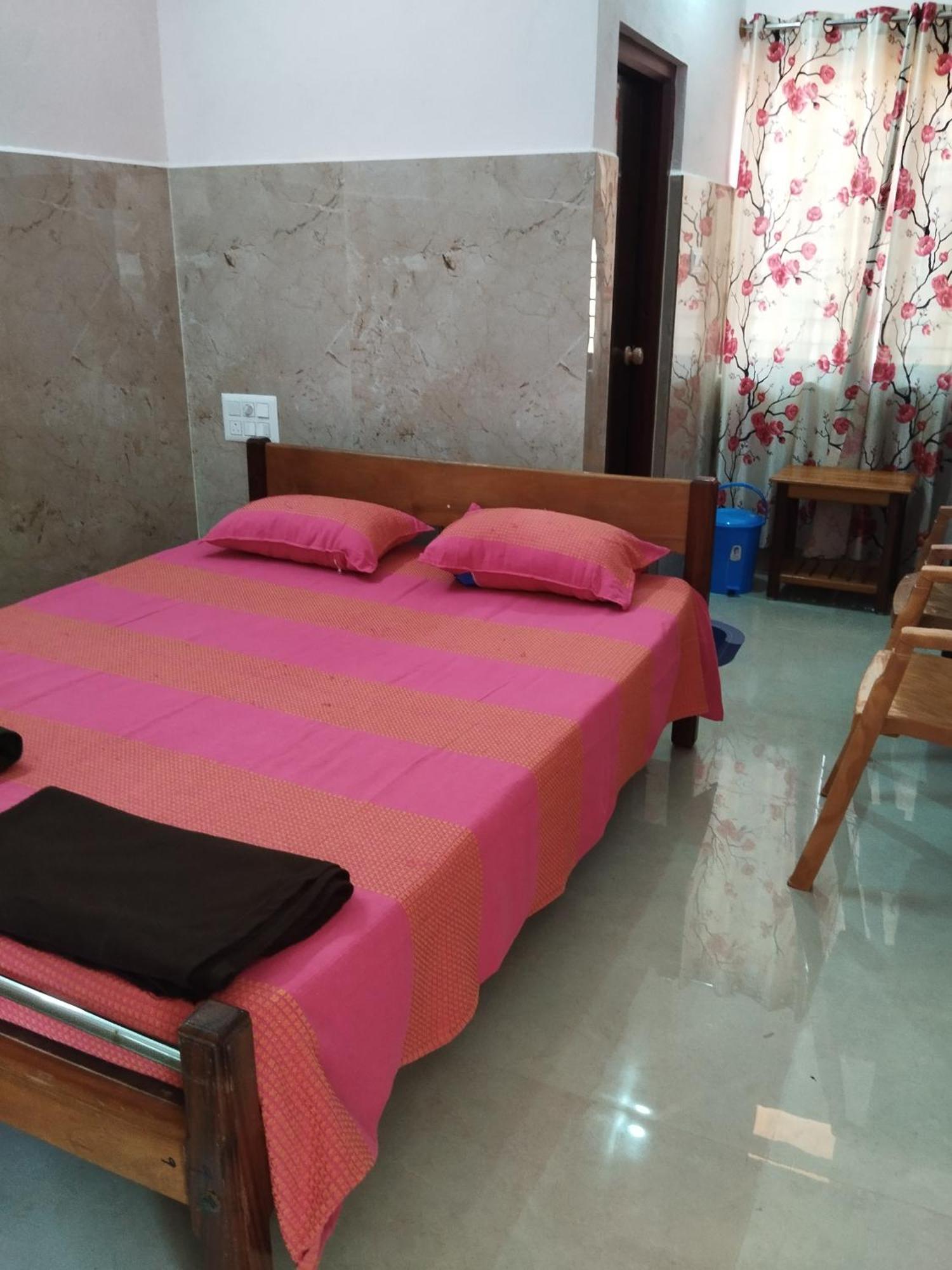 Vanasiri Cottage Dharmastala Номер фото